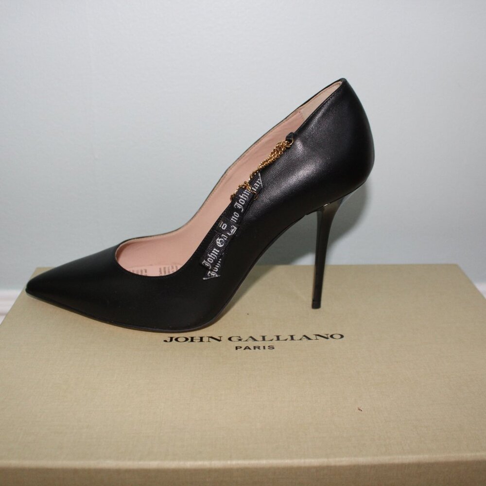 John Galliano Chain Point-Toe Leather Pumps 8.5 Black